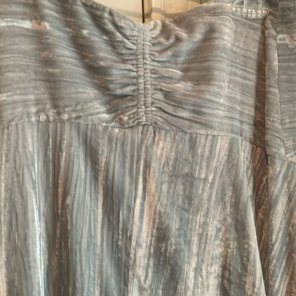 Vince Skirt Crushed velvet Ruched sage green size 8
